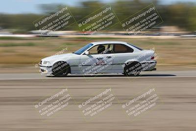 media/Oct-04-2025-OnGrid (Sat) [[44bd565ffa]]/Green Group/Grapevine/